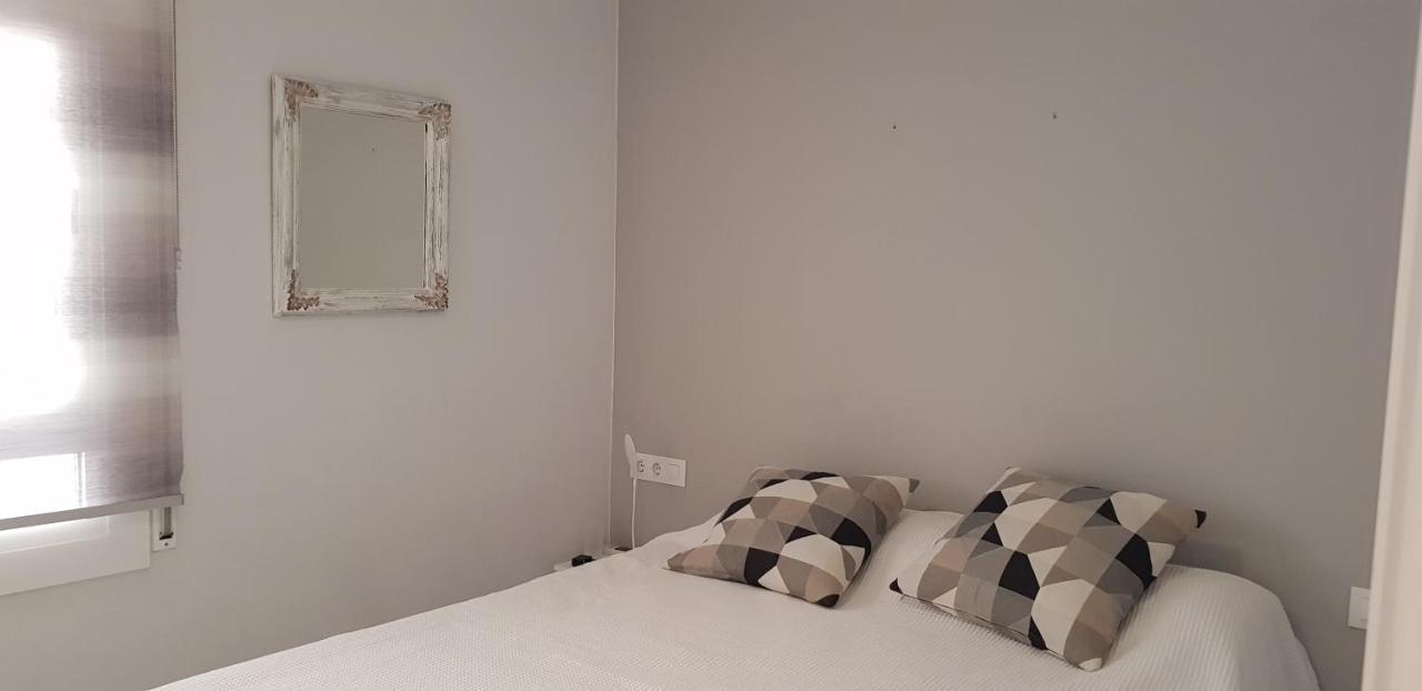 Casa Comoda Y Equipada Para 6 En Centro Pueblo Torroella de Montgrí Екстериор снимка